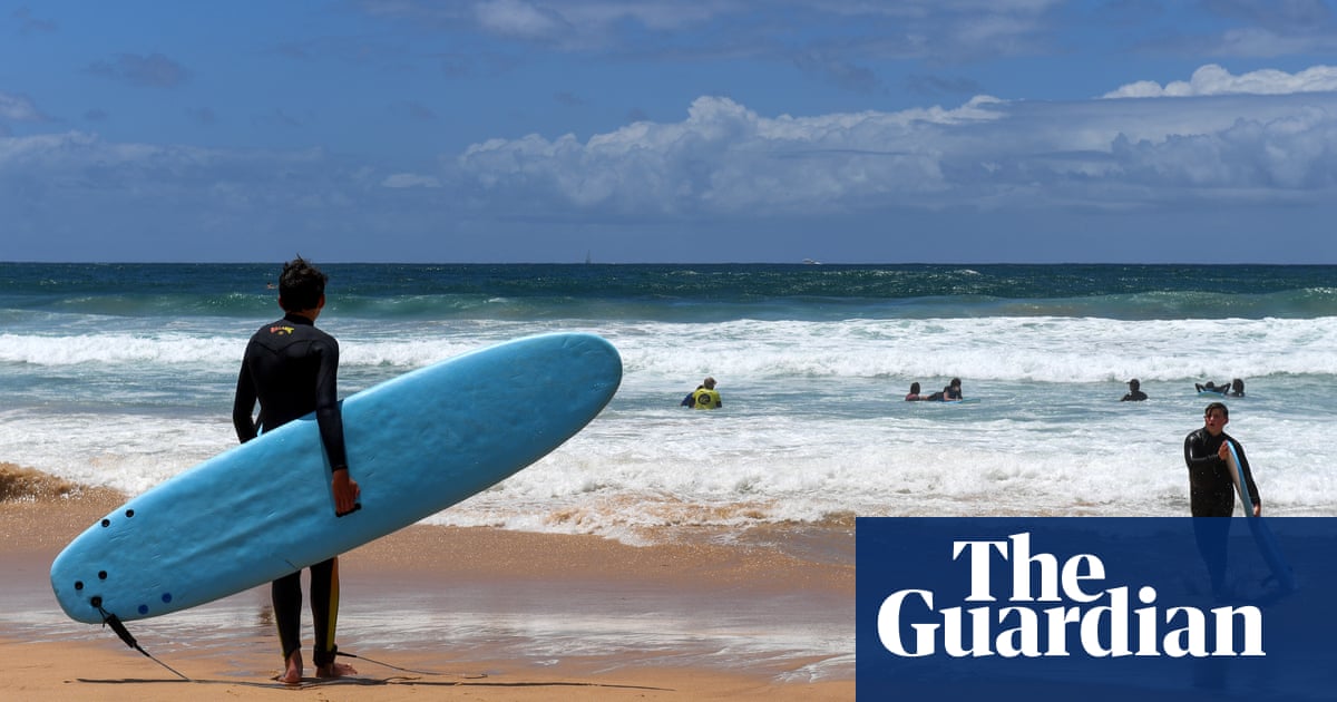 ‘Extreme marine heatwave’: waters off Sydney set to break January temperature records