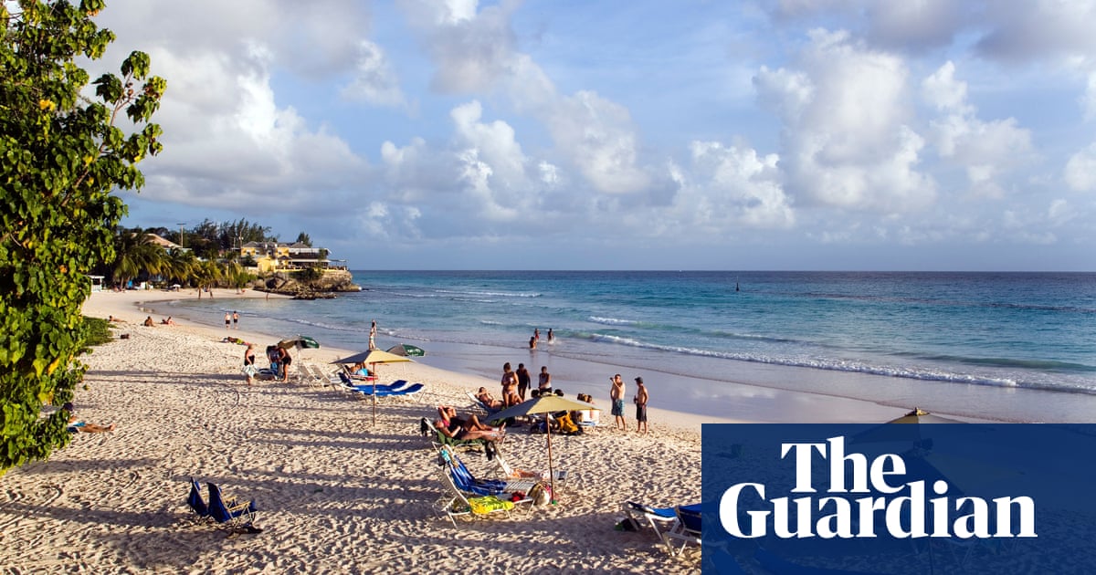 Overseas holiday destinations ‘to be ranked using traffic light system’