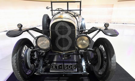 Olahraga Bentley 3 liter tahun 1924 ditampilkan selama pameran peringatan 100 tahun Le Mans 24 Jam