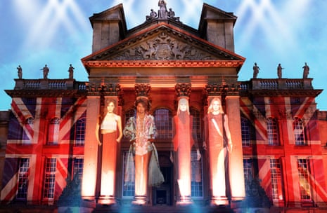 models projected on to pillars at front of palace