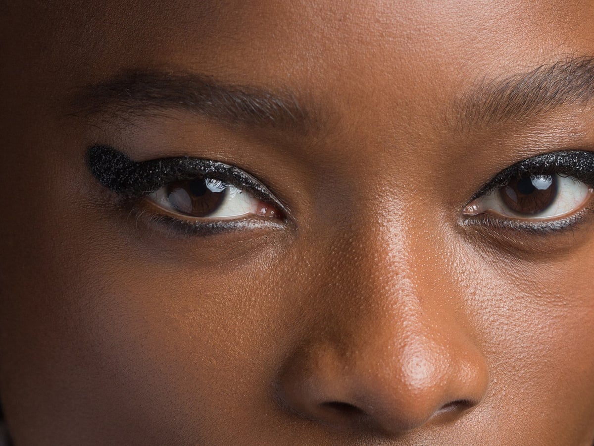 Black Eye Blobs For A Graphic Shock Beauty The Guardian