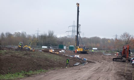 Préparation du terrain pour la plus grande éolienne terrestre d'Angleterre à Bristol.