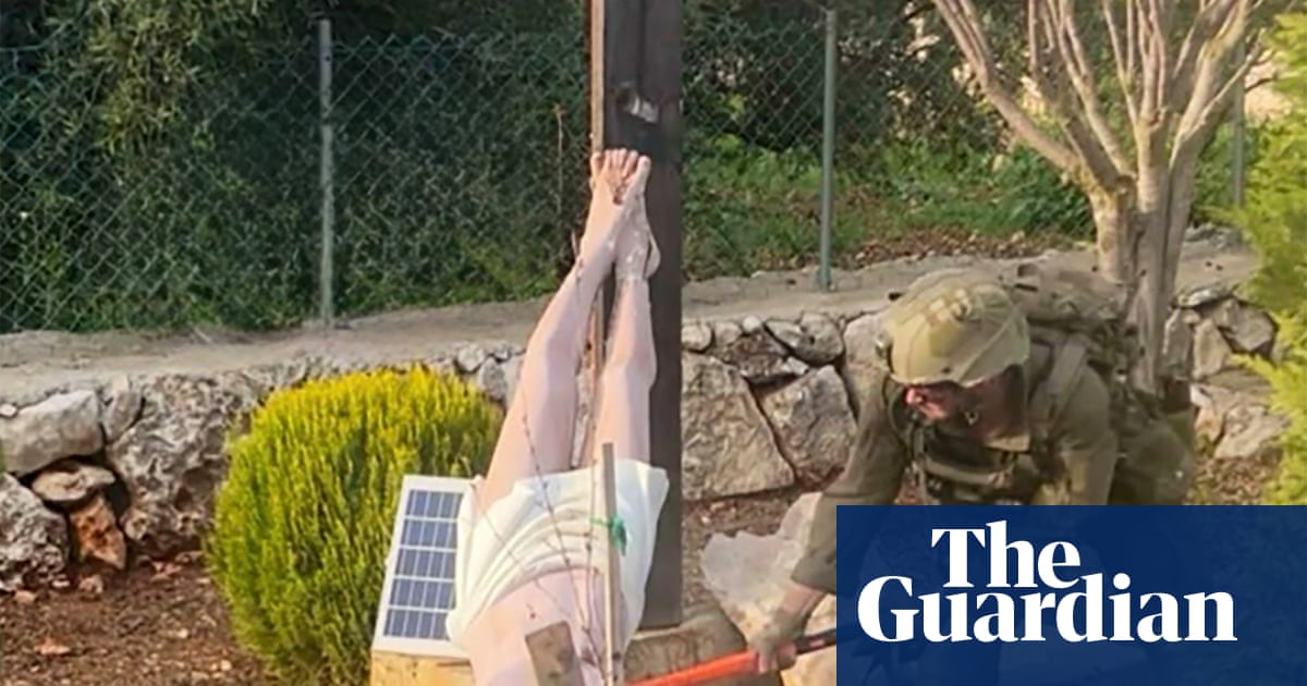 Israeli army to launch criminal investigation after soldier strikes Jesus statue in Lebanon