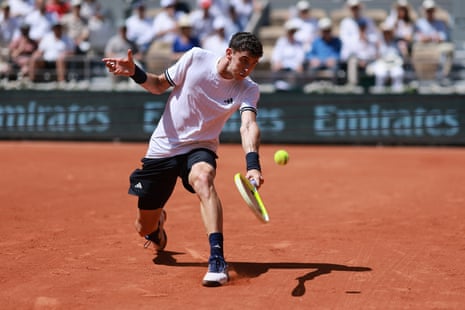 Juan Manuel Cerundolo sends a backhand to Jannik Sinner.