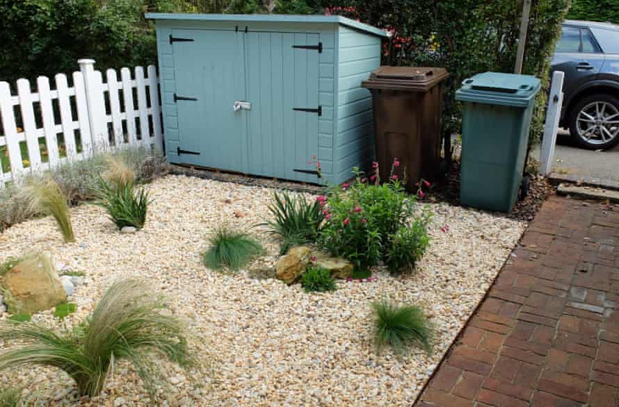 Ian Tester’s low-maintenance front garden