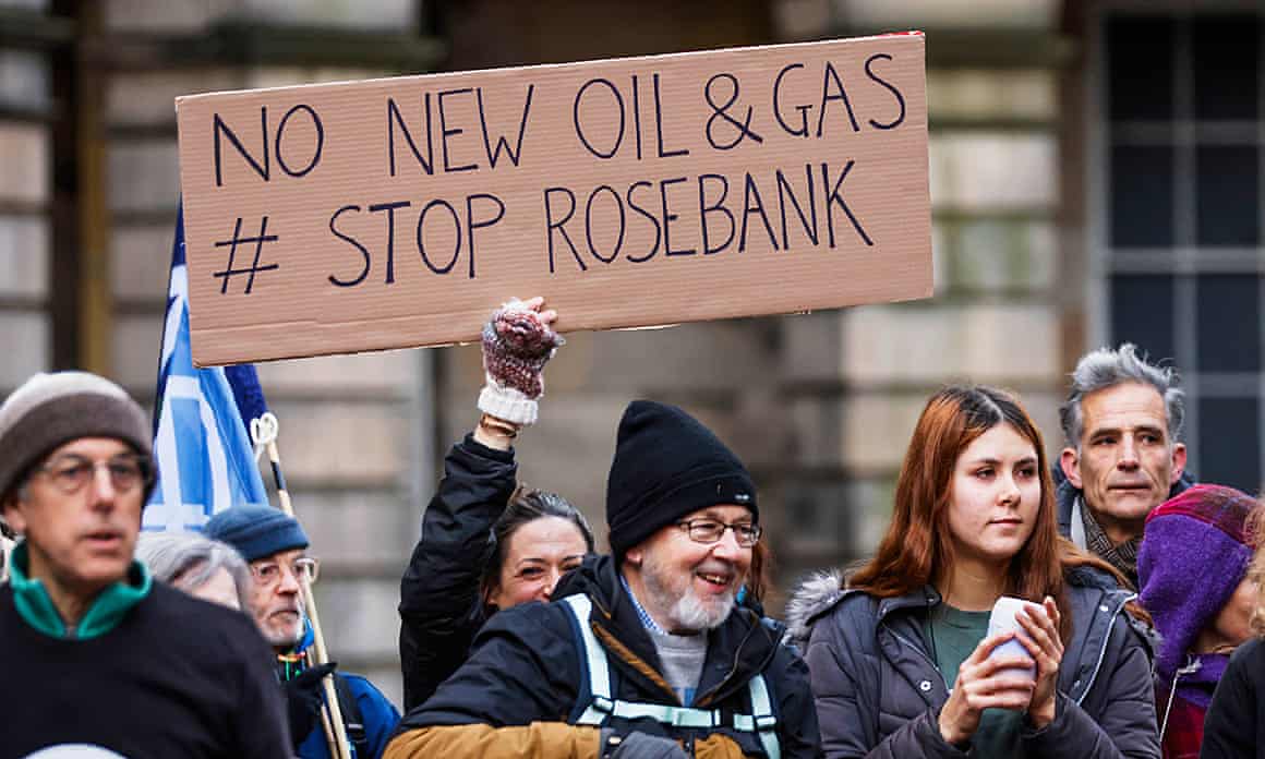 Protests in Edinburgh against the Rosebank oilfield