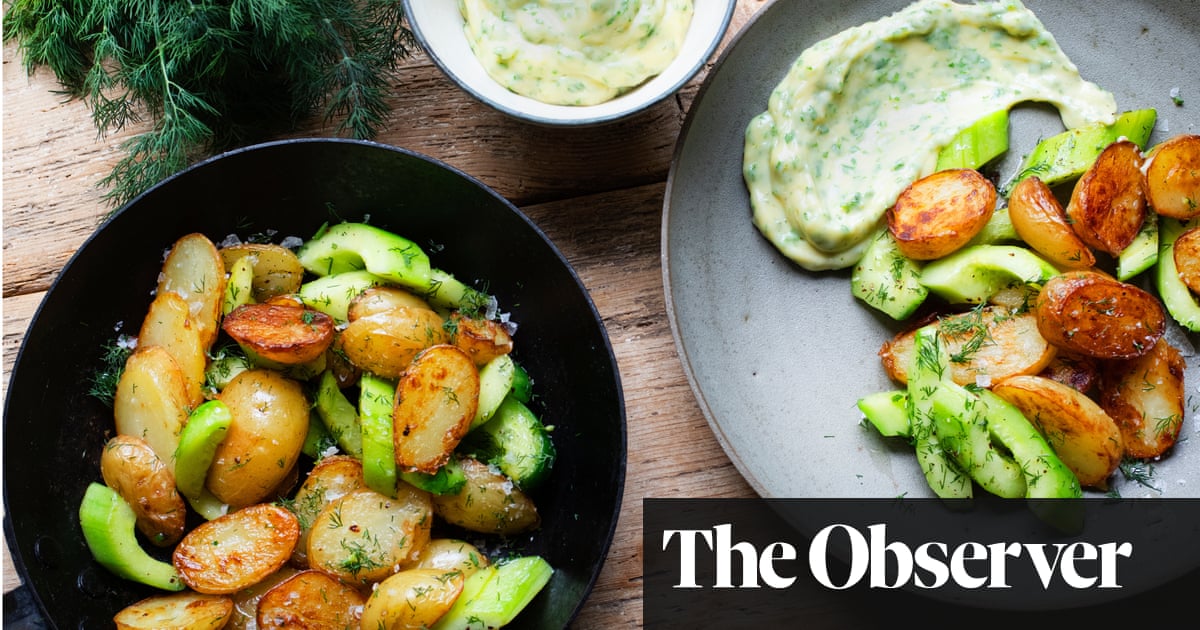 nigel-slater-s-recipes-for-fried-new-potatoes-and-rocket-mayonnaise-and-broad-beans-with-radishes