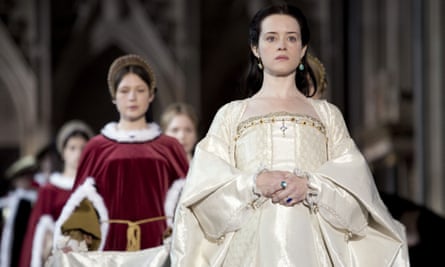 Claire Foy dans le rôle d'Anne Boleyn dans Wolf Hall