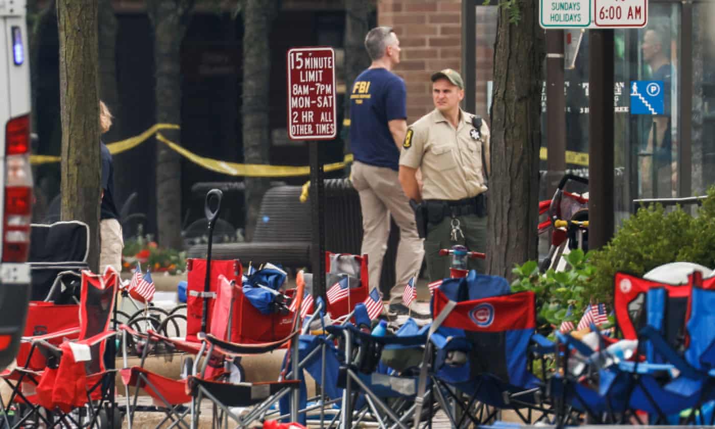 Toddler lost both parents in Highland Park shooting