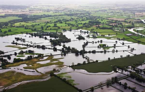 Fields around the flooded River Severn.