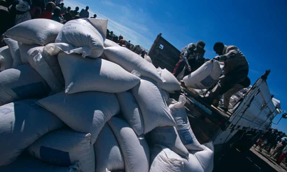 Food aid being distributed in Angola by international agencies