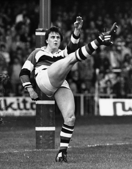 David Bishop playing for Pontypool against Cardiff in 1983.