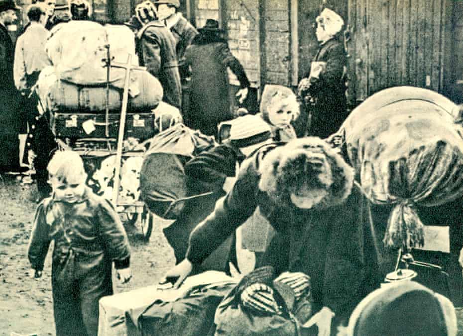 Refugees in wartime Poland