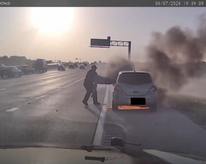 Heroic Texas Officer Rescues Driver from Fiery Car Blaze: A Call for Accountability