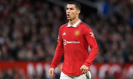 Manchester United v West Ham: Premier League – live | Premier League 10 Cristiano Ronaldo starts