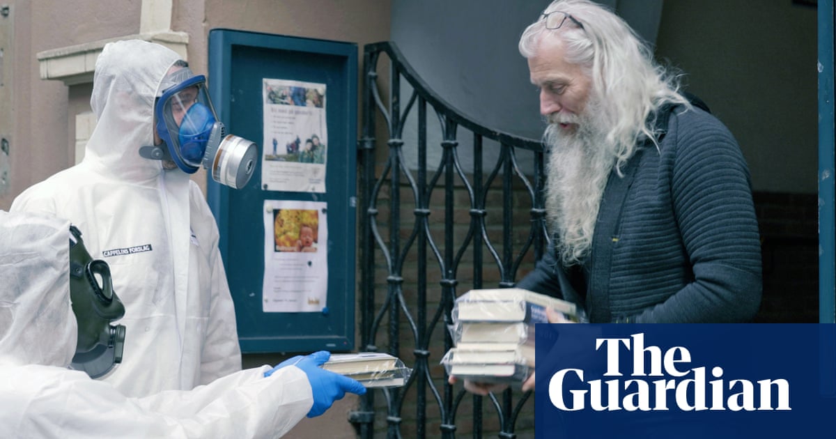 Norway's hazmat booksellers: keeping Oslo reading during coronavirus - video