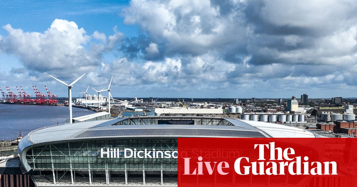 Everton v Manchester City: Premier League live