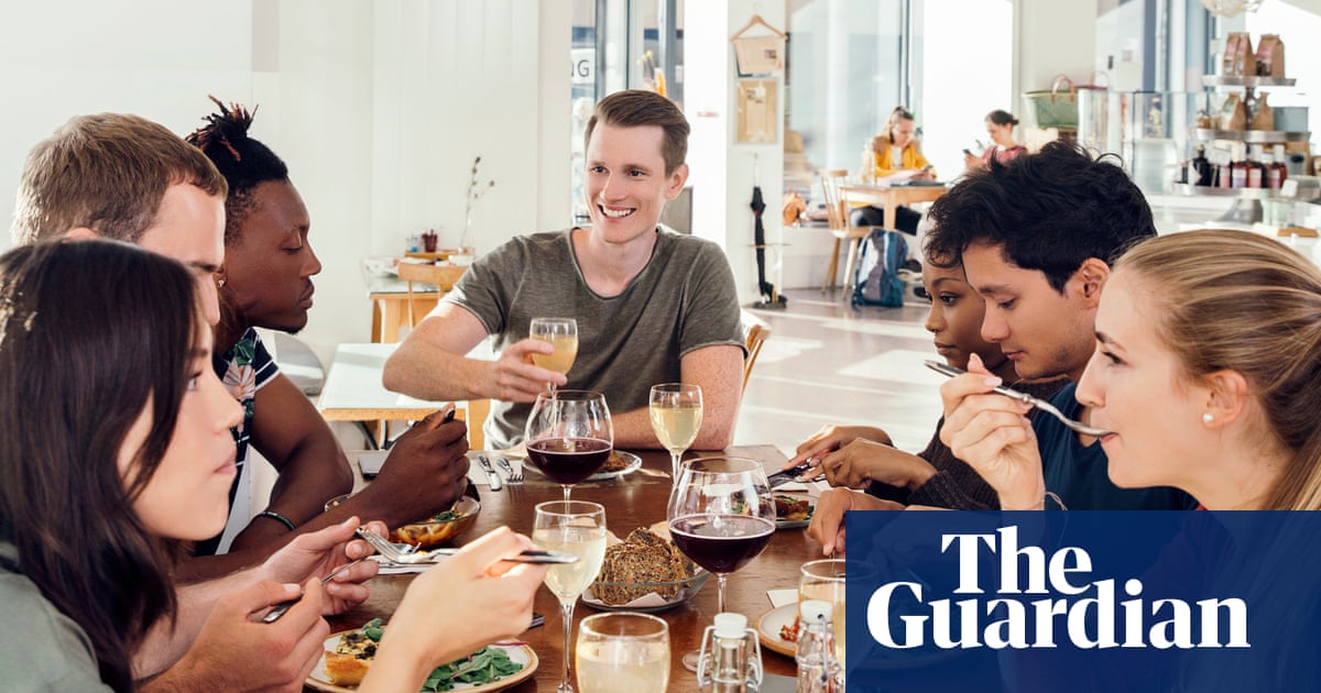 Communal restaurant tables: 90% of gen Z like them – but why?