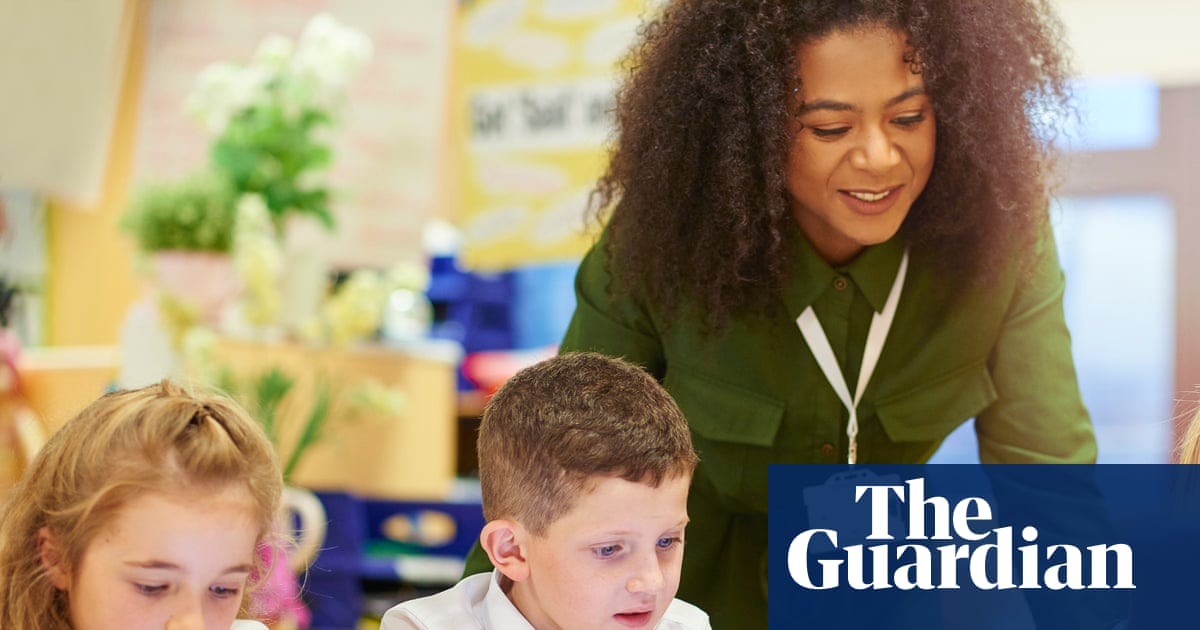 ‘Our children are less cognitively capable,’ says neuroscientist who wants to cut screen use in schools
