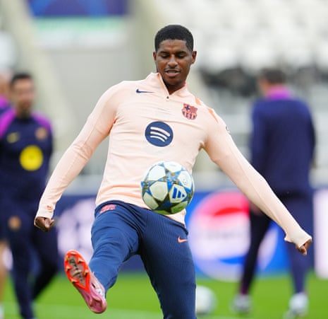 Marcus Rashford has been named in the Barcelona team to face Newcastle tonight.