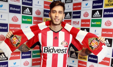 Ricky Álvarez is unveiled as a Sunderland player at the Academy of Light in September 2014.
