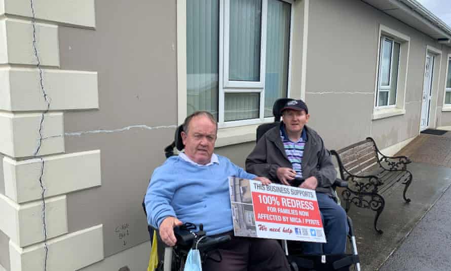 يخشى جيمس وجوزيف ماكلولين من هدم منزلهما