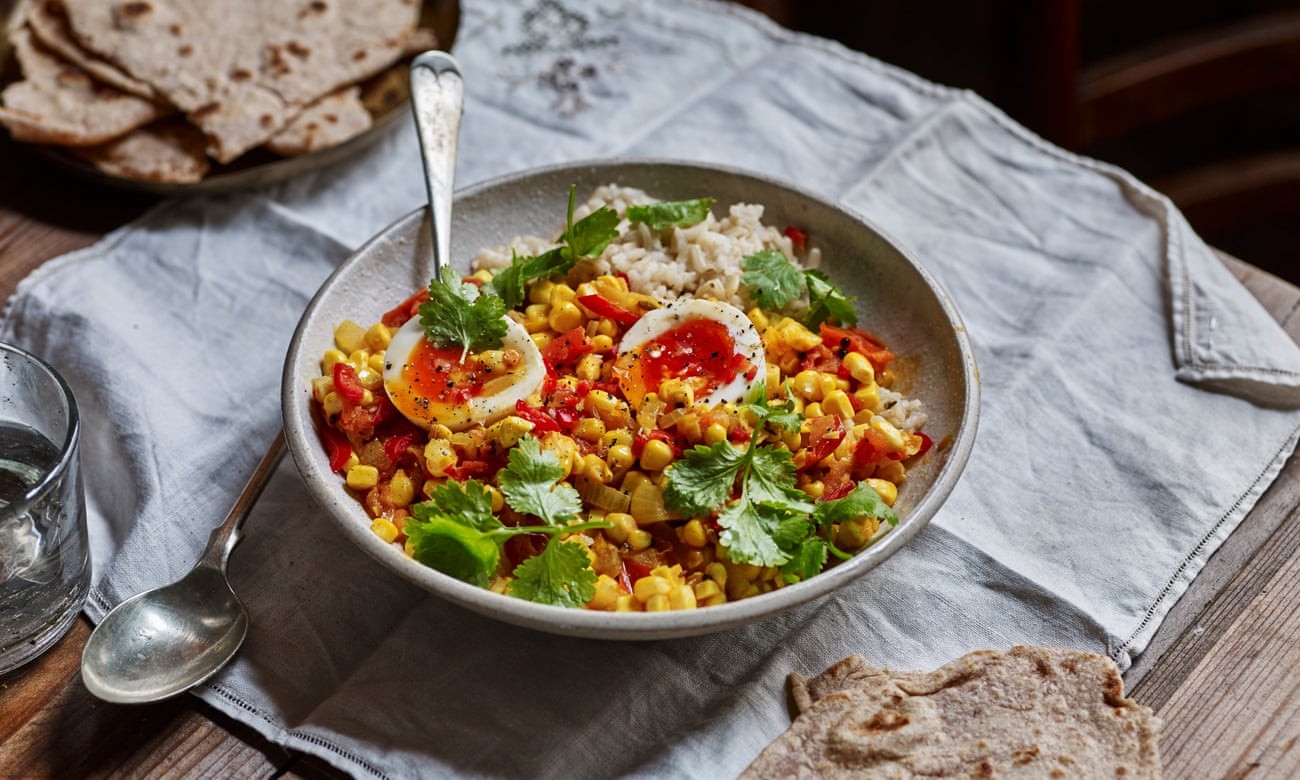 Late summer sweetcorn and tomato curry