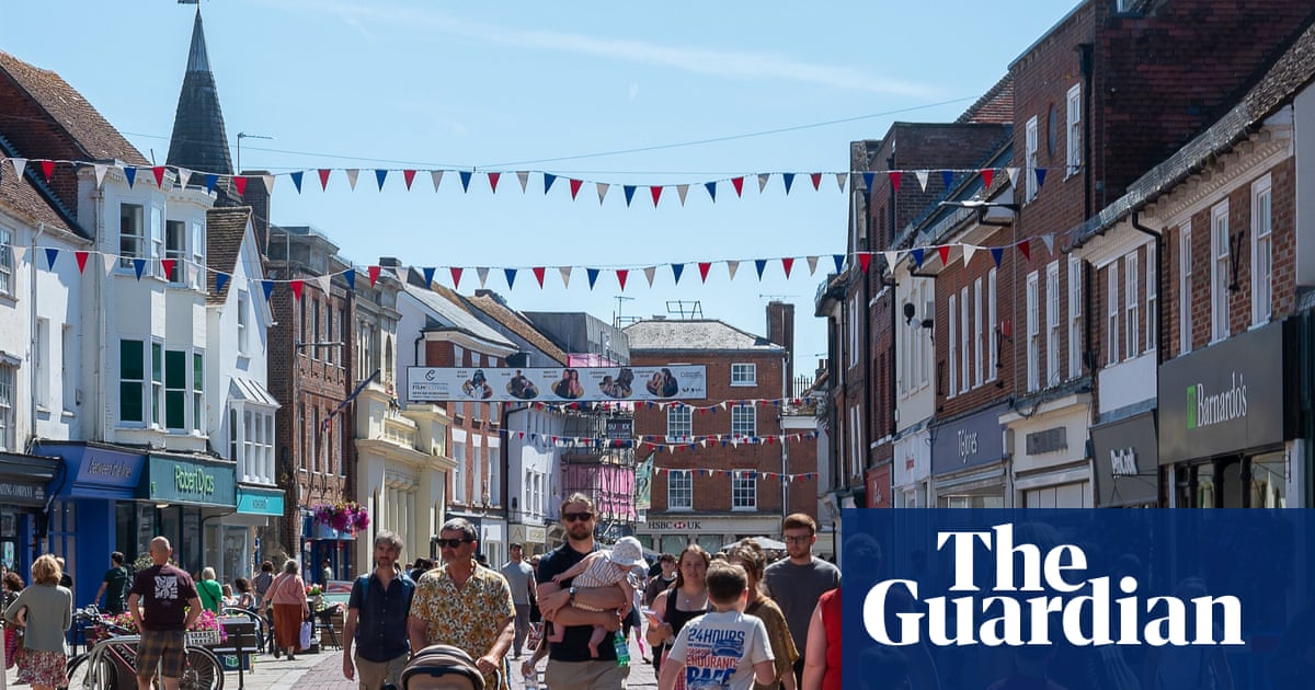 UK Inflation Hits 2.9% Amid Rising Living Costs Due to Iran Conflict UK Inflation Hits 2.9% Amid Rising Living Costs Due to Iran Conflict