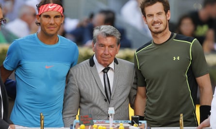 Manuel Santana, centre, celebrating his birthday with Rafael Nadal, left, and Andy Murray, right, before their final at the Madrid Open tournament in 2015.