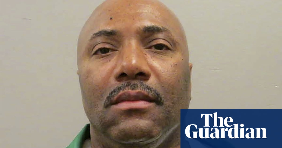 South Carolina death row prisoner chooses firing squad over electric chair