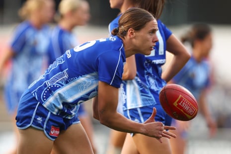 Jasmine Garner warms up ahead of the AFLW grand final