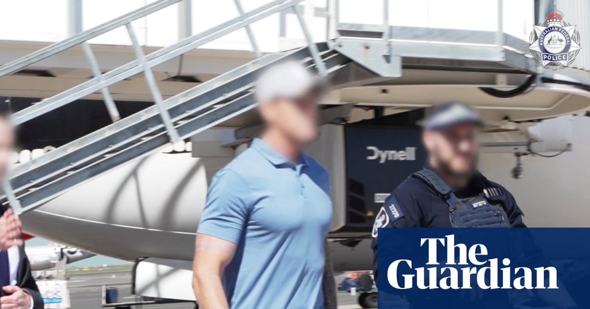 Afternoon Update: Ben Roberts-Smith arrested over alleged war crimes; Trump’s Iran deadline nears; and the appeal of barefoot hiking