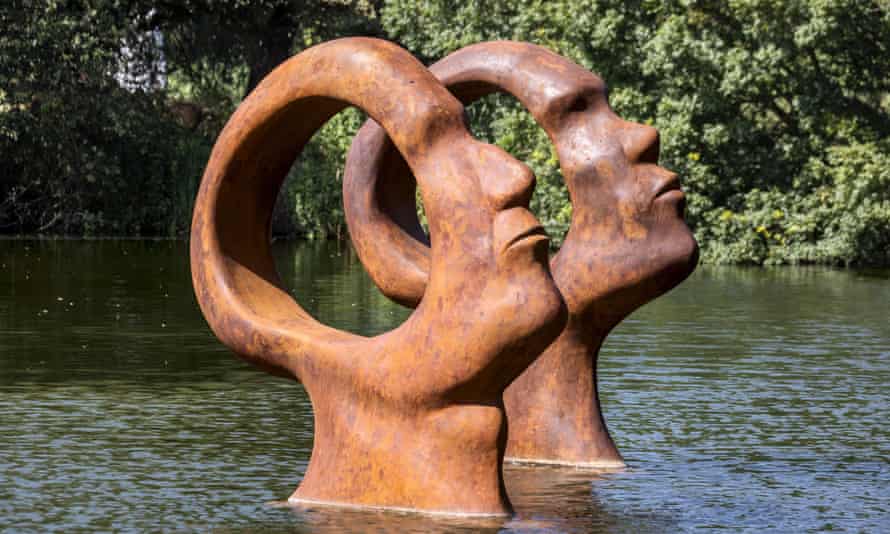 Look for Simon Gudgeon's Enlightenment sculpture at Sculpture by the Lakes in Dorchester.