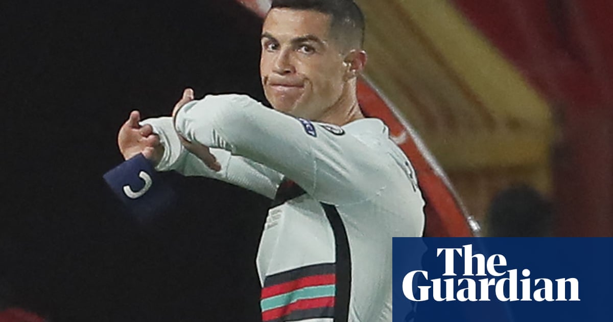 Cristiano Ronaldo’s discarded armband raises €64,000 to help Serbian baby