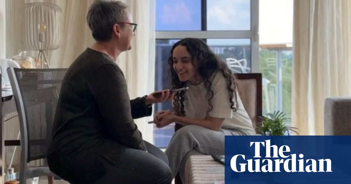 Freed Gaza hostage advised Starmer that Hamas held her in Unrwa premises, her mom says Freed Gaza hostage advised Starmer that Hamas held her in Unrwa premises, her mom says