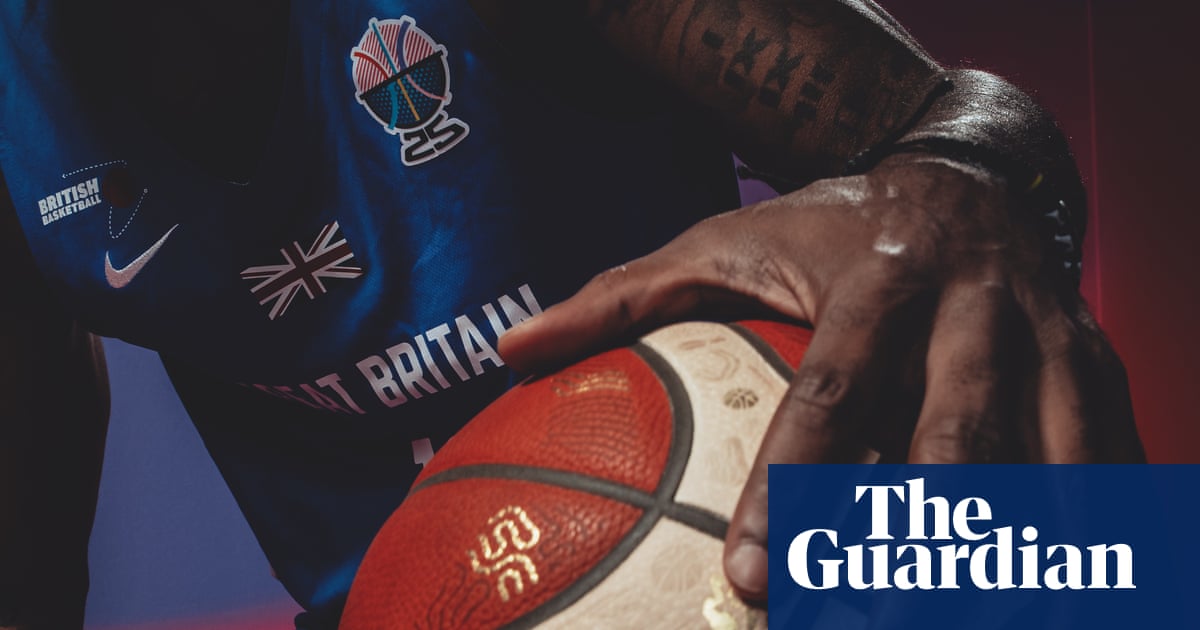 British basketball civil war takes fresh twist as 18 former employees sue new league