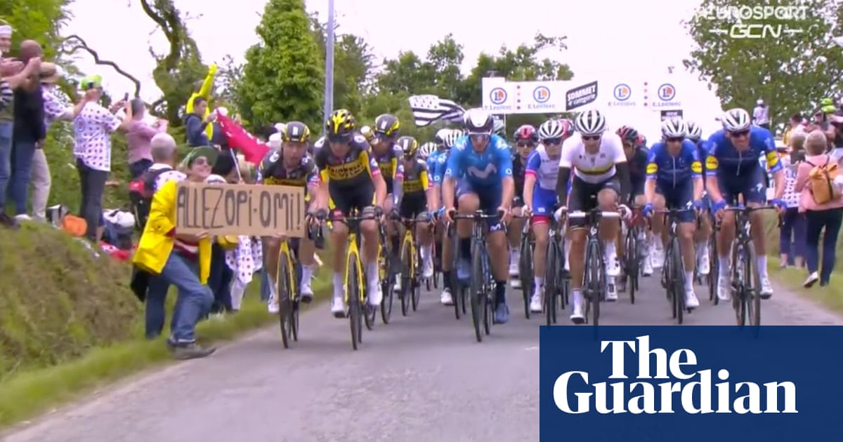 Spectator who caused Tour de France pile-up goes on trial