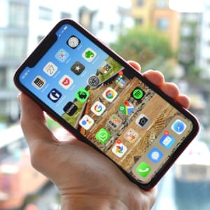 Best Smartphone 19 Iphone Oneplus Samsung And Huawei Compared And Ranked Technology The Guardian
