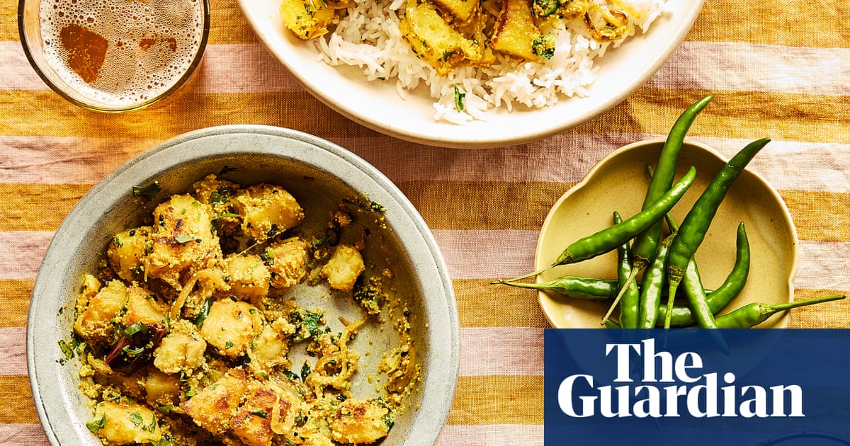 Patatas con semillas de amapola y brochetas de pollo: recetas de Nisha Katona para los favoritos indios caseros | Alimento Patatas con semillas de amapola y brochetas de pollo: recetas de Nisha Katona para los favoritos indios caseros | Alimento