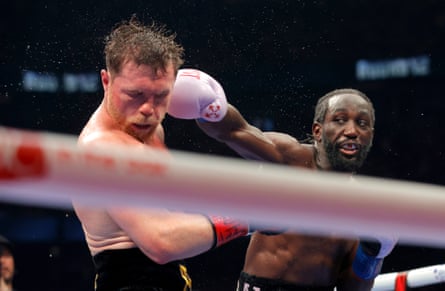 Terence Crawford defeated Canelo Álvarez in September to become the undisputed champion at 168lb.