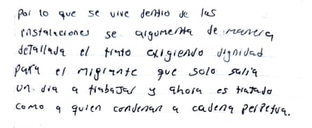 Hand-written note in Spanish.