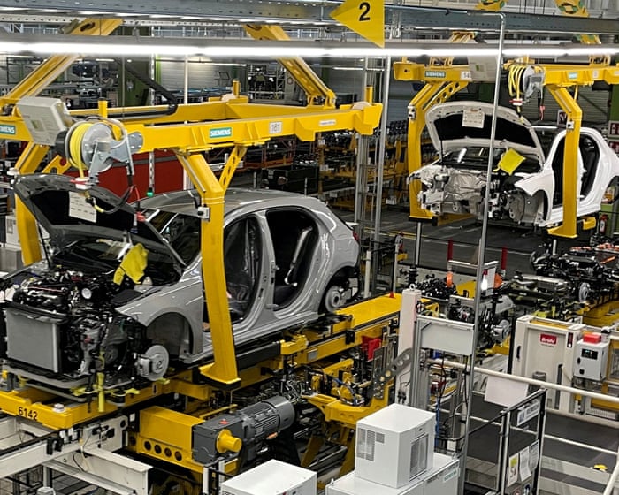 Excluding UK from ‘Made in Europe’ law will hurt entire EU car industry, Mercedes boss warns