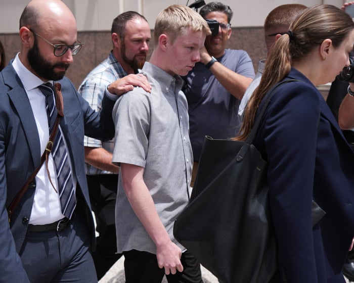Teen accused of killing stepsister on cruise turns self in to be charged as adult