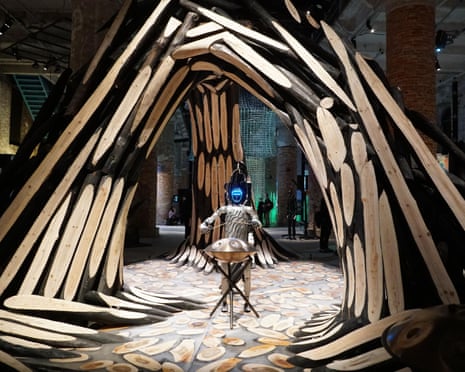theguardian.com - Oliver Wainwright - Can robots make the perfect Aperol spritz? - Venice Architecture Biennale 2025 review