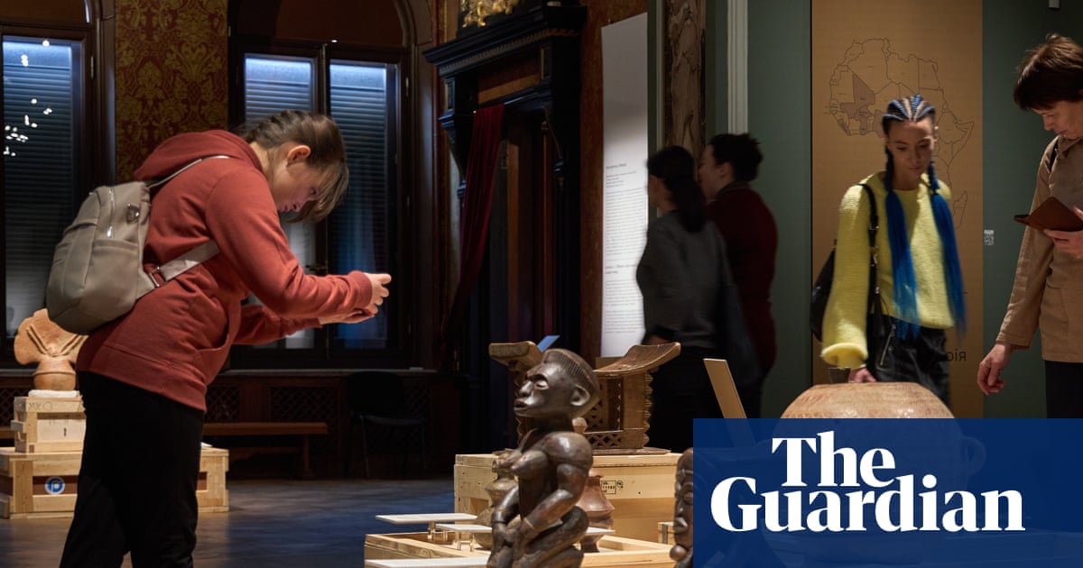 ‘We are both freedom fighters’: Africa exhibition at war-damaged Kyiv gallery strikes a chord