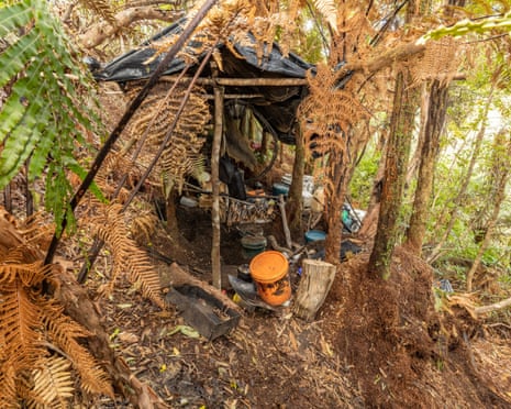 Discovery of new campsite shows fugitive Tom Phillips had 'outside help,' NZ police say | New Zealand | The Guardian