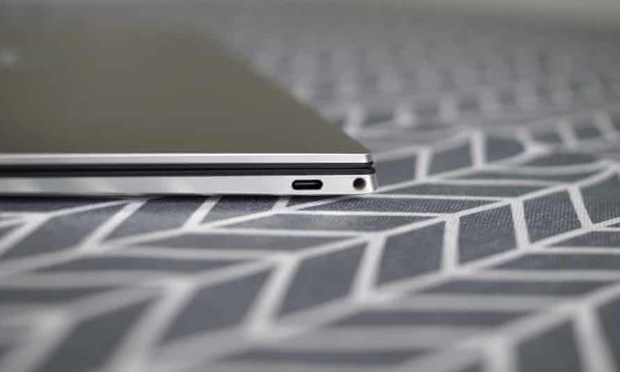 The other side has the second Thunderbolt 3 port and the 3.5mm headphones socket