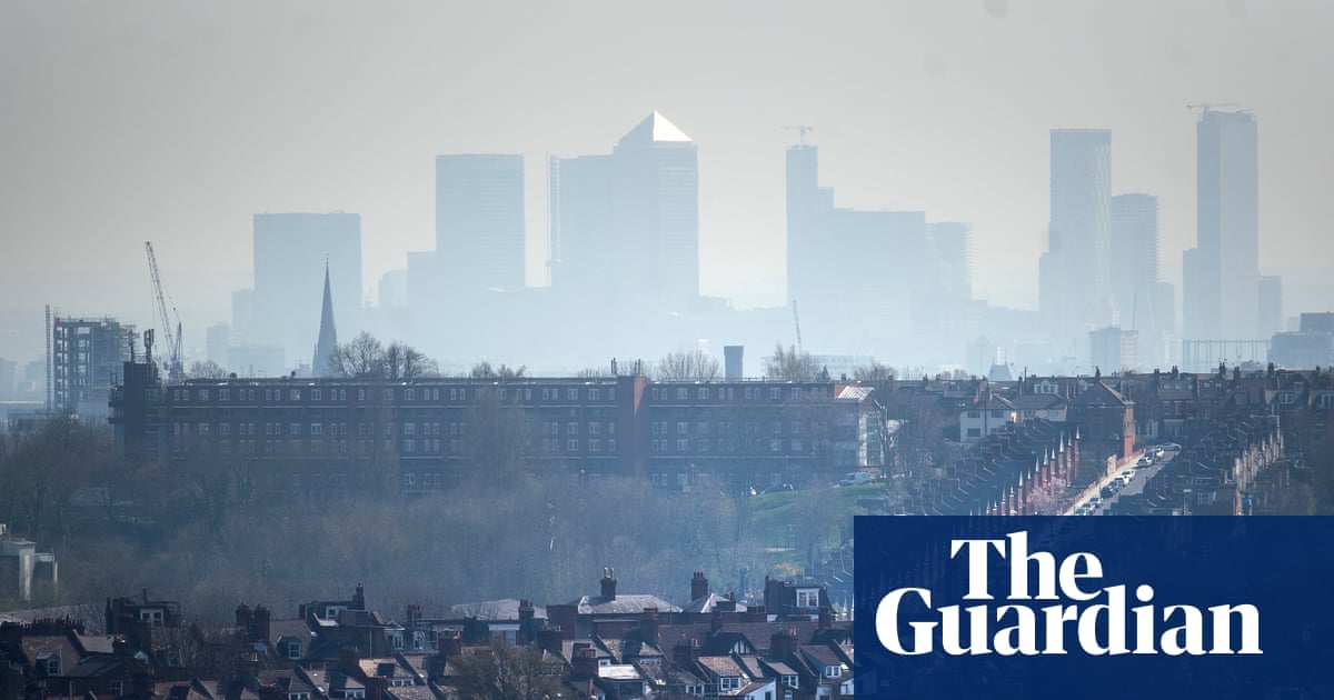 Millions of Britons face higher risk of heart failure due to dirty air, study suggests