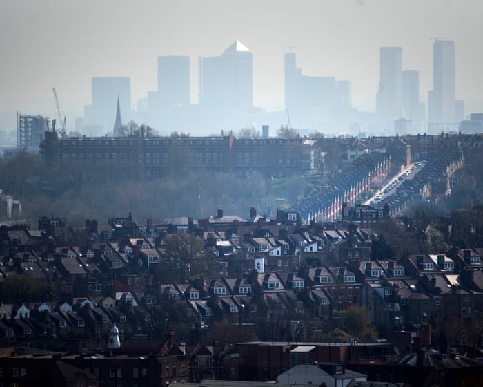 Millions of Britons face higher risk of heart failure due to dirty air, study suggests
