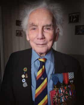 Former British army corporal Ian Forsyth, now 96, is wearing many military medals. He was one of the first soldiers to liberate Bergen-Belsen.